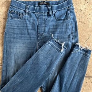 Judy Blue Distressed Ankle Blue Jeans